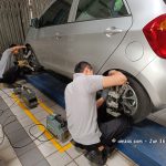 Kia All New Picanto Bright Silver Servis Rutin dan Wheel Allignment di Indomobil Kia Cimone - 16 Juni 2022